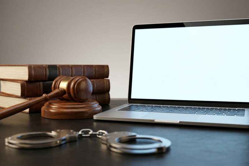 Co grozi za oszustwo internetowe?